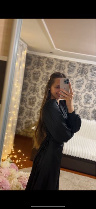 Сукня платье атлас