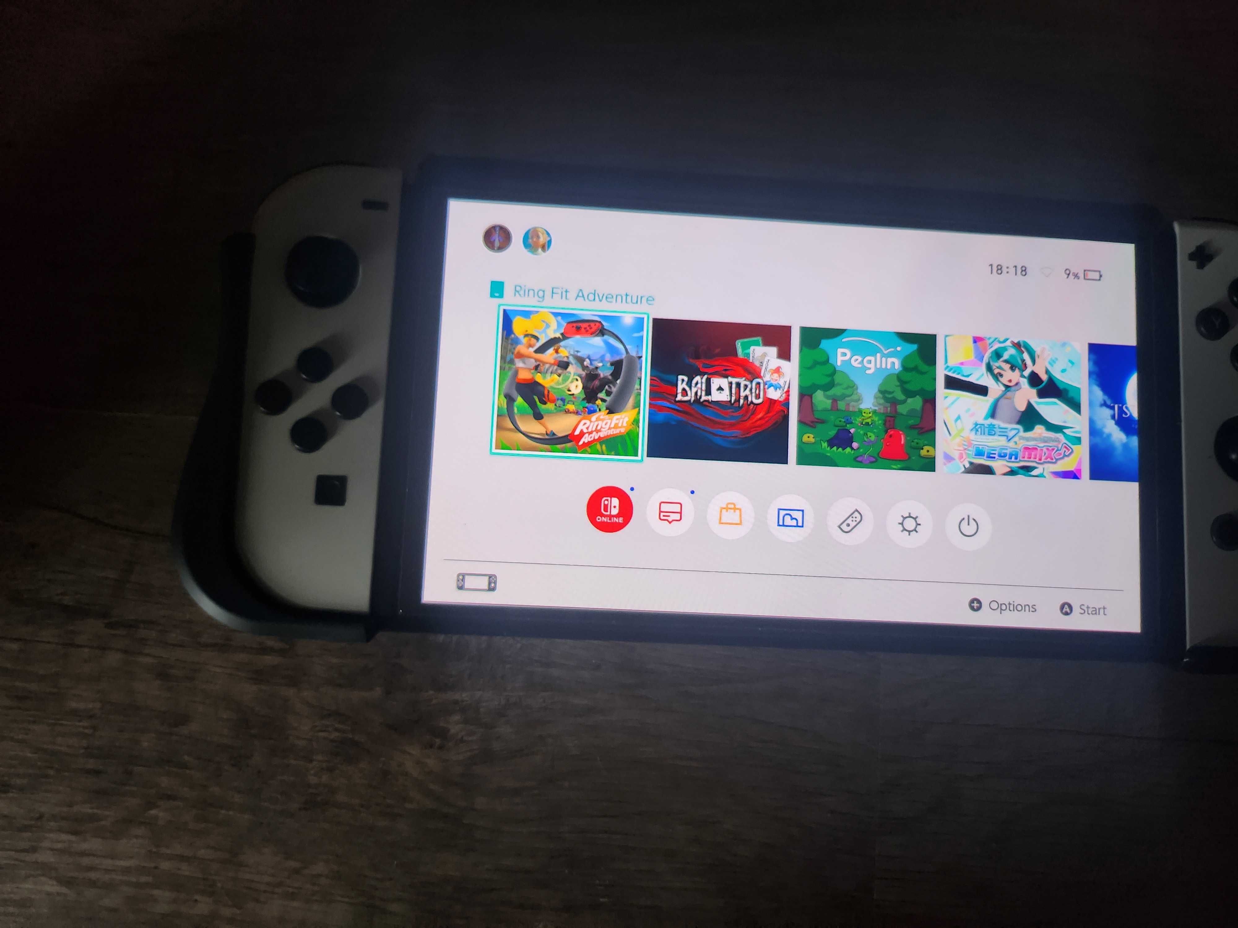 Nintendo Switch OLED + dodatki