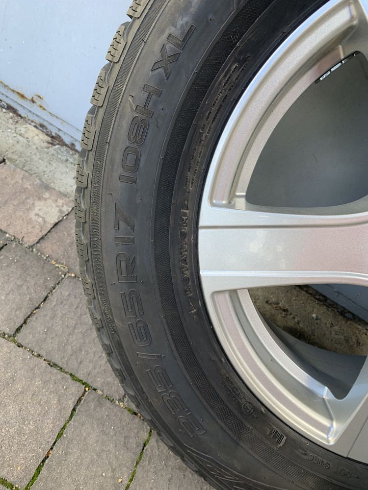 Koło Nokian 235/65 R 17 + felga ALU ATT od Volvo XC 90