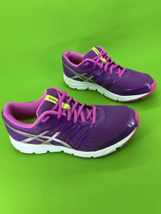 Кросівки 39,5р.25см. Asics