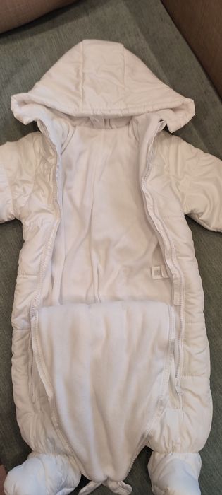 Biały kombinezon 74