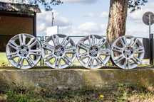Felgi aluminiowe Opel Corsa ( x 4 ) Rozmiar 15
