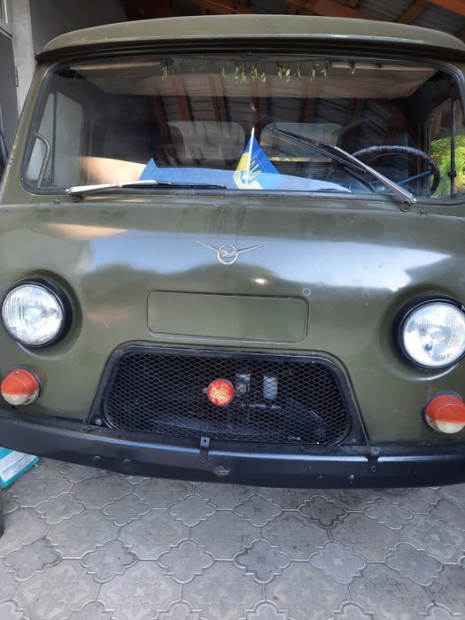 Катафалк . Уаз ритуальний.