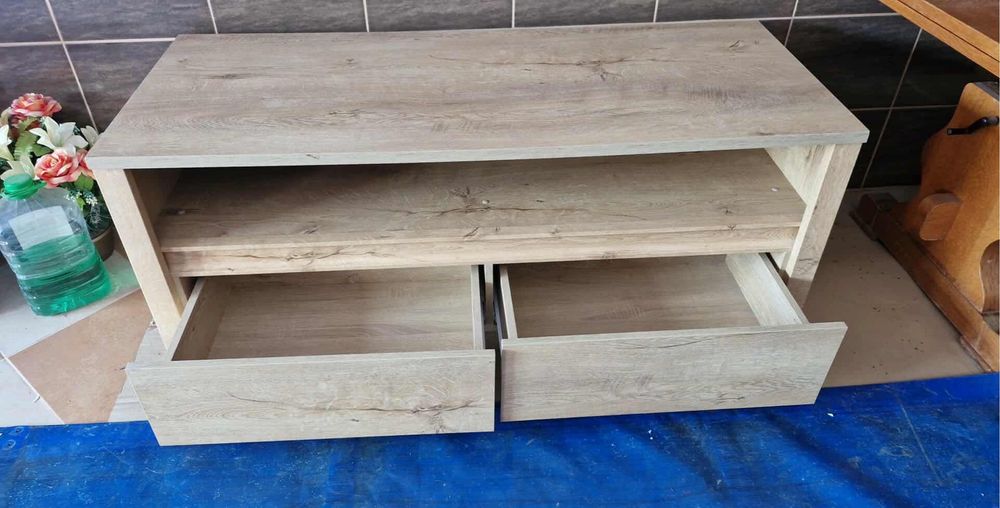 Komoda pod telewizor szafka rtv z szufladami jasne drewno