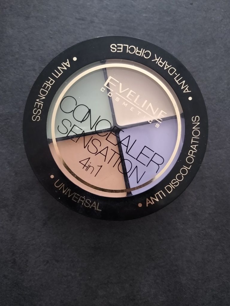 Korektor do twarzy cery Eveline Cosmetics Concealer Sensation