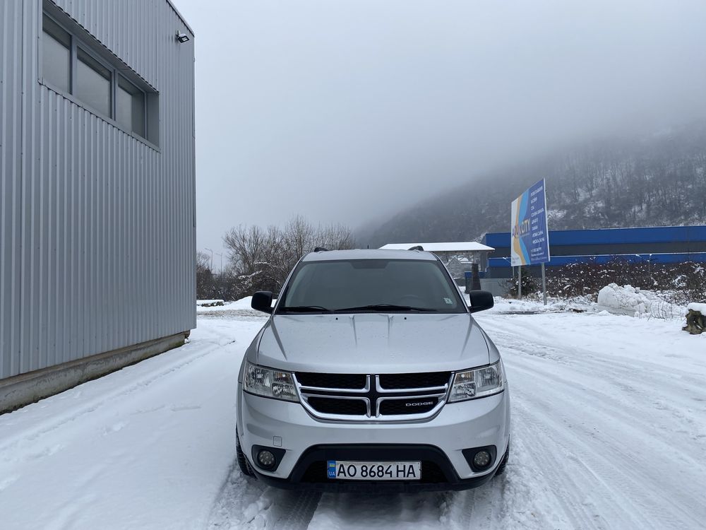 Dodge Journey 2.4  2011 рік