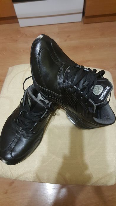 Кросівки Reebok, Adidas, Nike