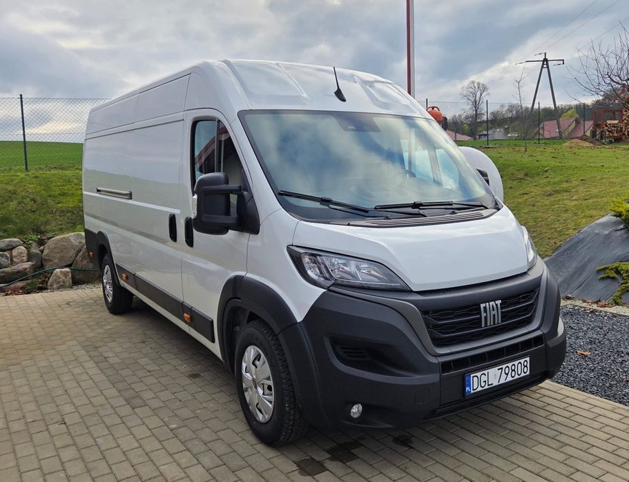 Wynajem bus blaszak maxi Ducato L4H2 MAXI