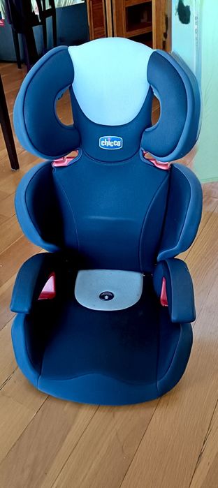 Cadeirinha para o carro marca Chicco