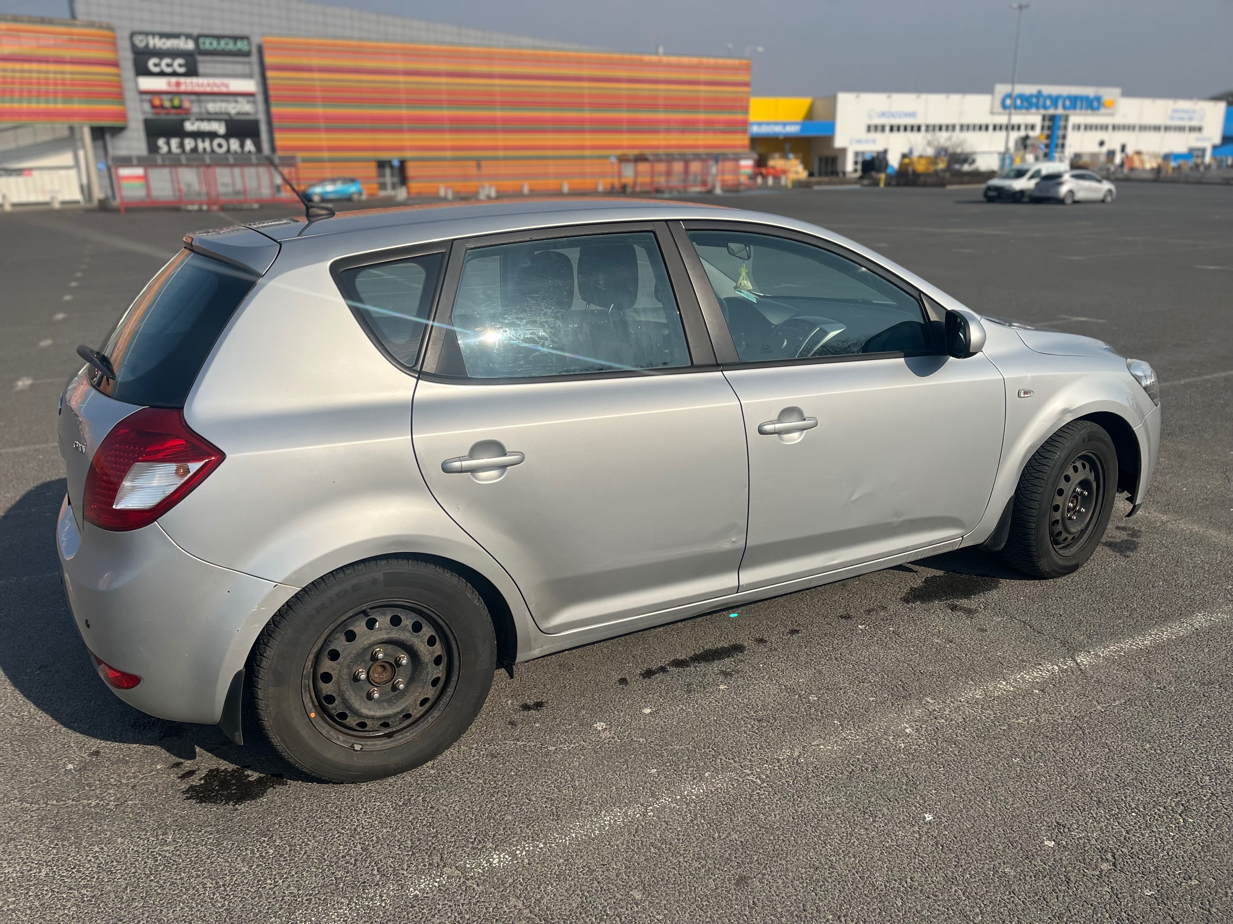 Ceed 1.6 CRDI 90KM 2009 r