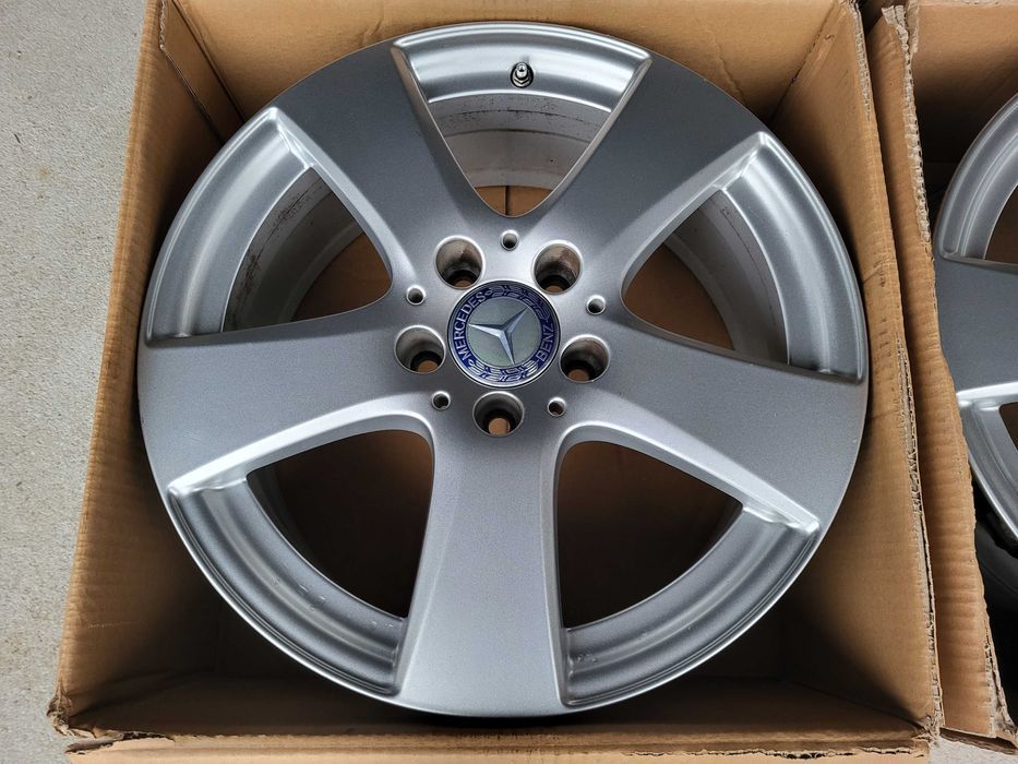 [487] Felgi aluminiowe Oryginał MERCEDES 17 Cali 5x112 ET48,5 Czujniki