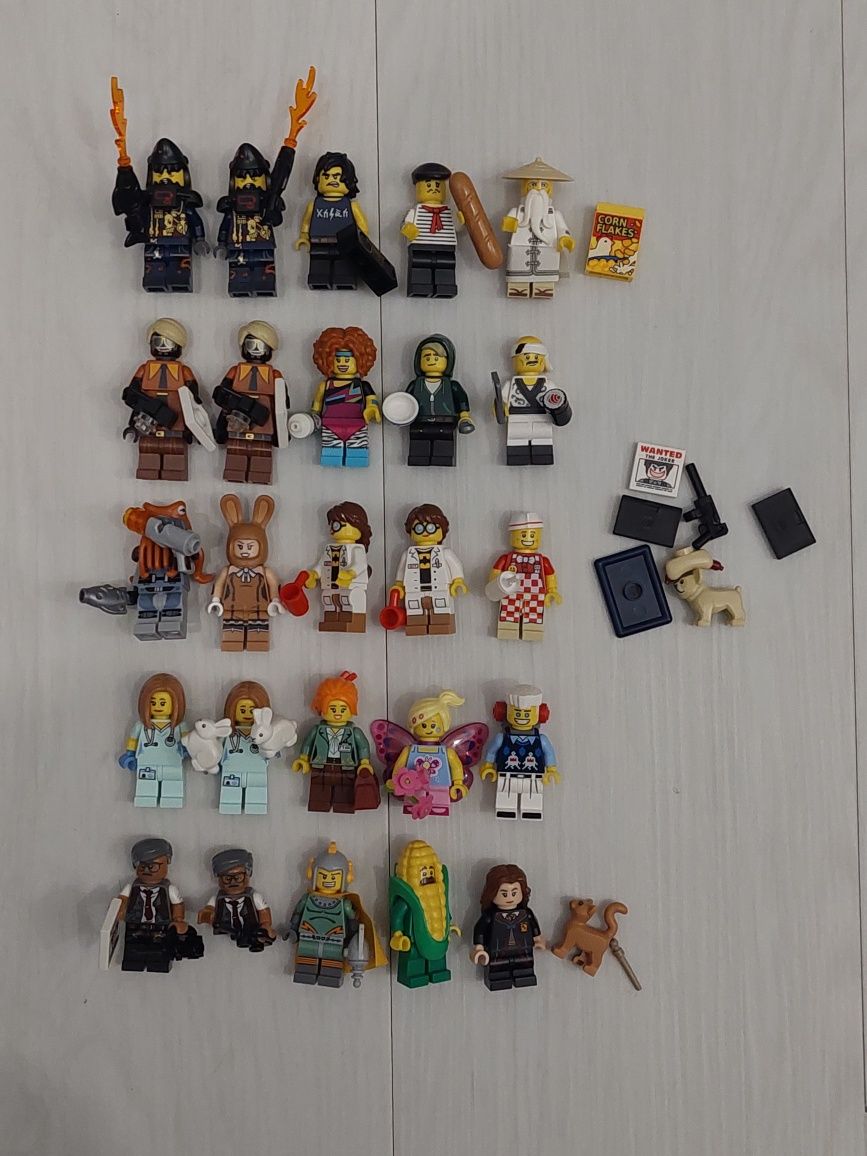 Figurki Lego z różnych serii minifigurek