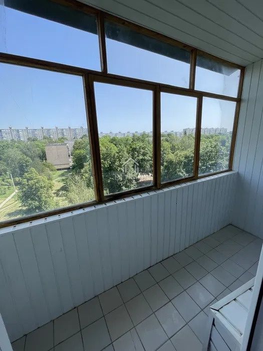 Продам 2х кв.ул.Нескорених, м.Героев труда,Салтовка, 607 м/р,е-відновл