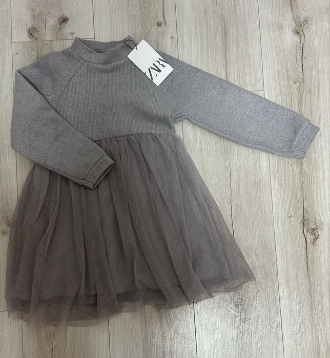 Святкова сукня Zara для дівчинки