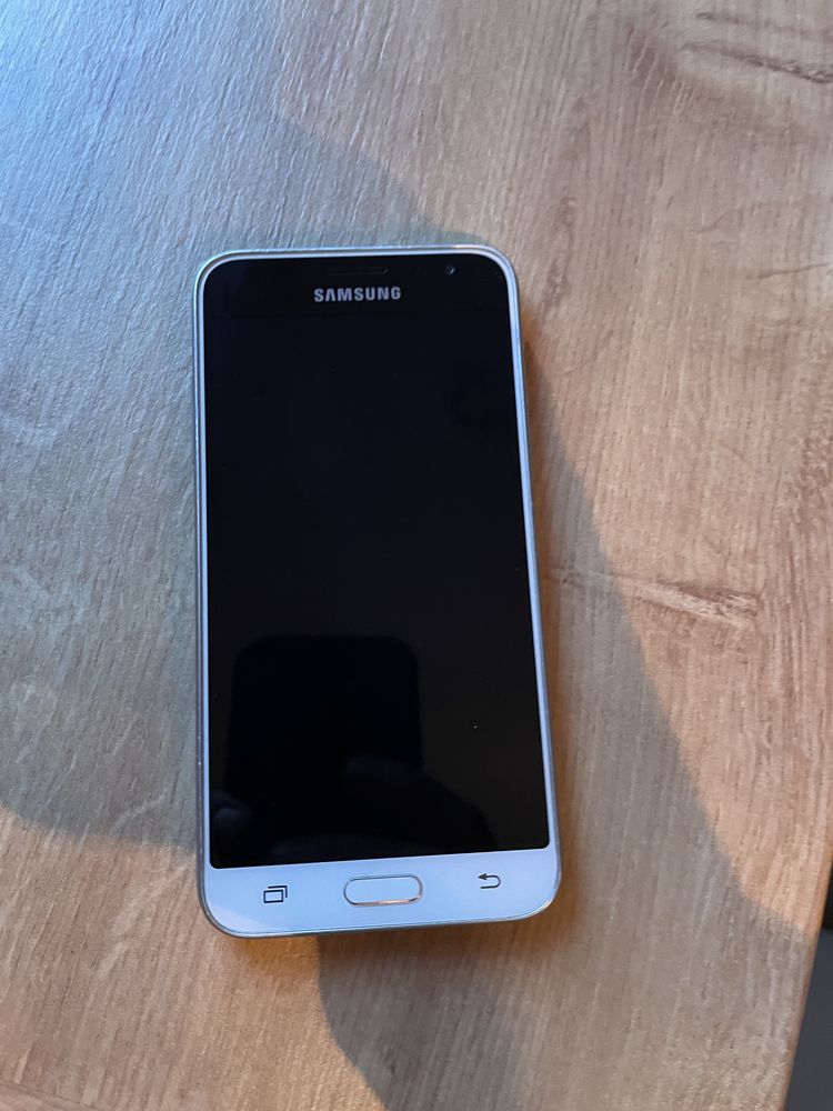 Samsung galaxy J3 2016