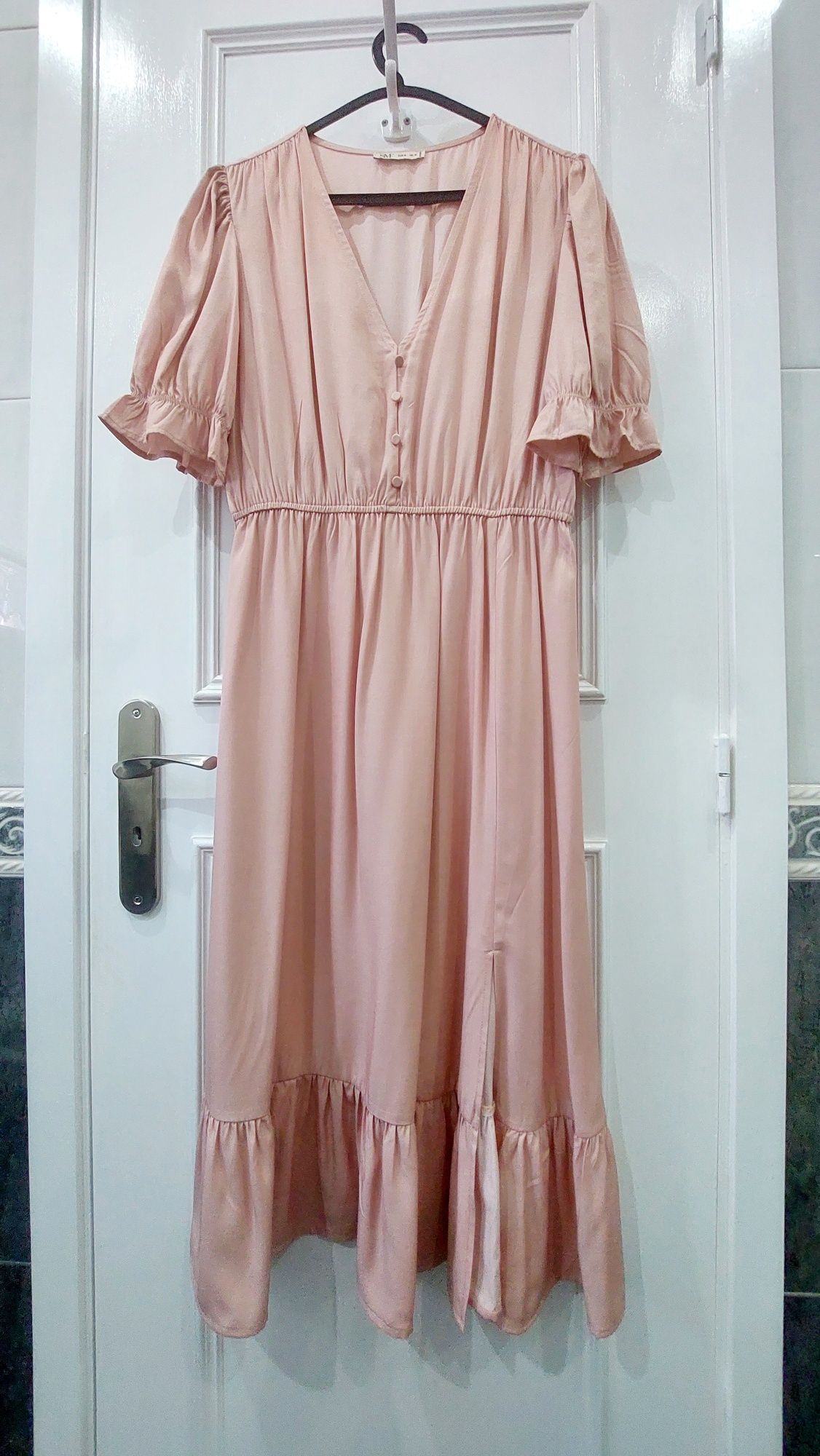 Vestido cor rosa marca SMF