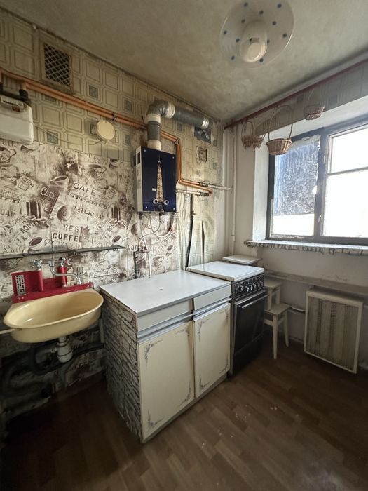 Продам 1-кв м. Бориспіль вул. Глибоцька  29 кв.м р-н 3 школи