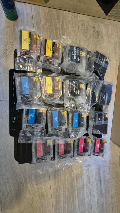 Urządzenie wielofunkcyjne Brother DCP-J105 z WIFI na tanie tusze