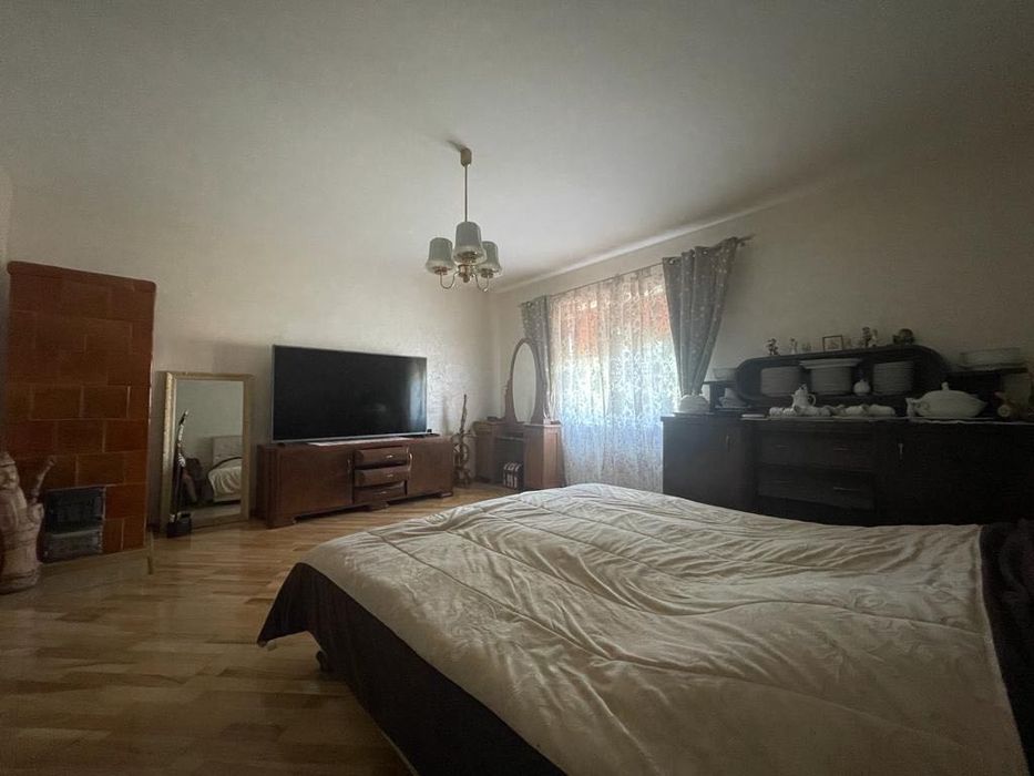 Здається будинок в м.Берегово