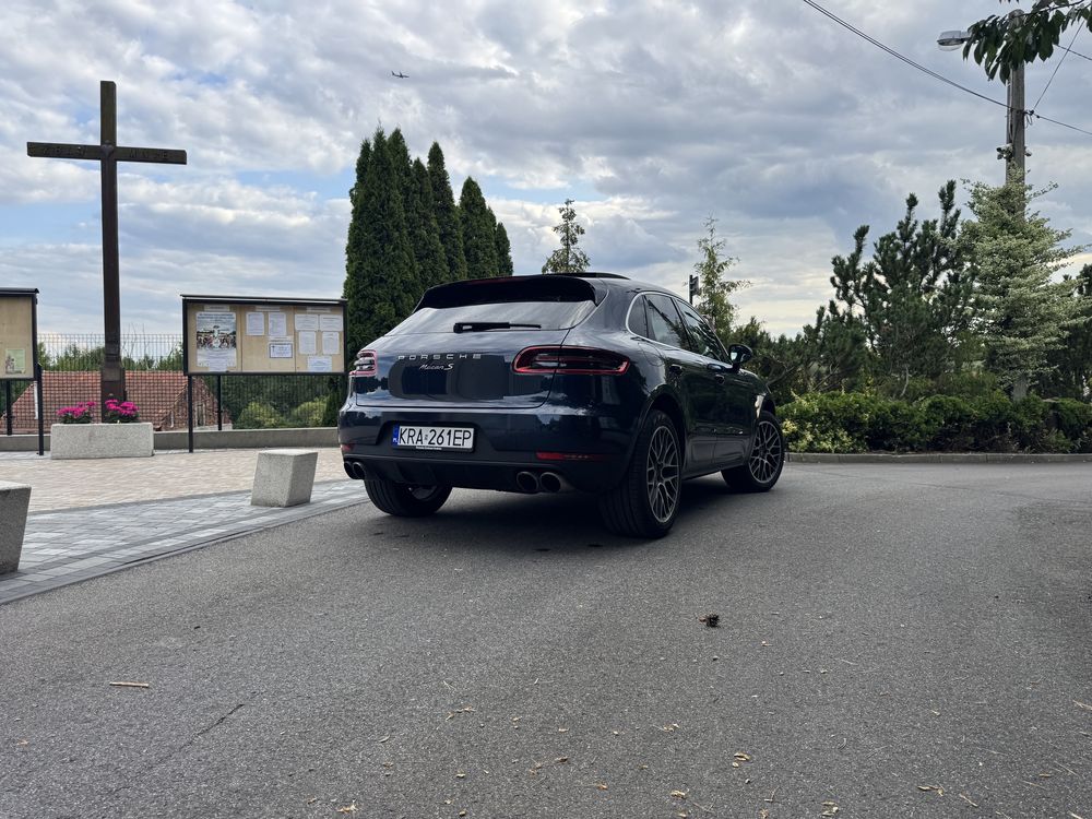 Wynajem Porsche Macan S do Ślubu – Luksus, Styl i Klasa!