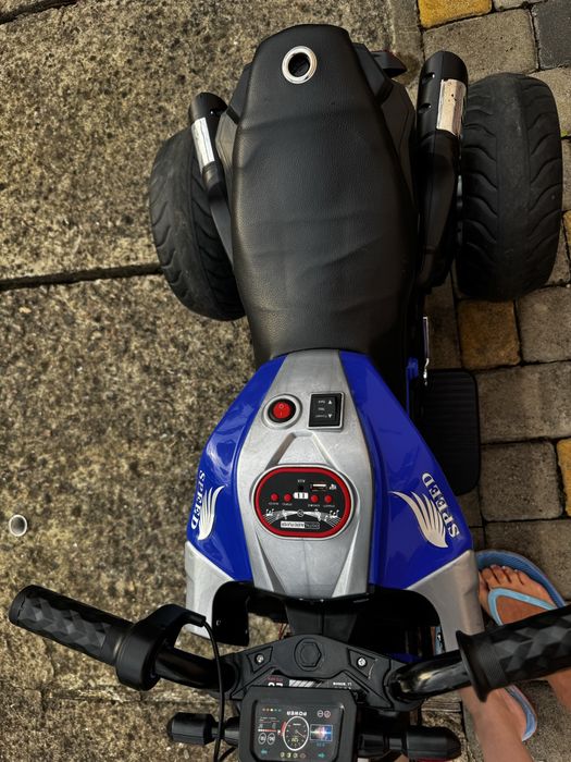 Дитячий мотоцикл на акумуляторі Bambi Racer( M 4828)