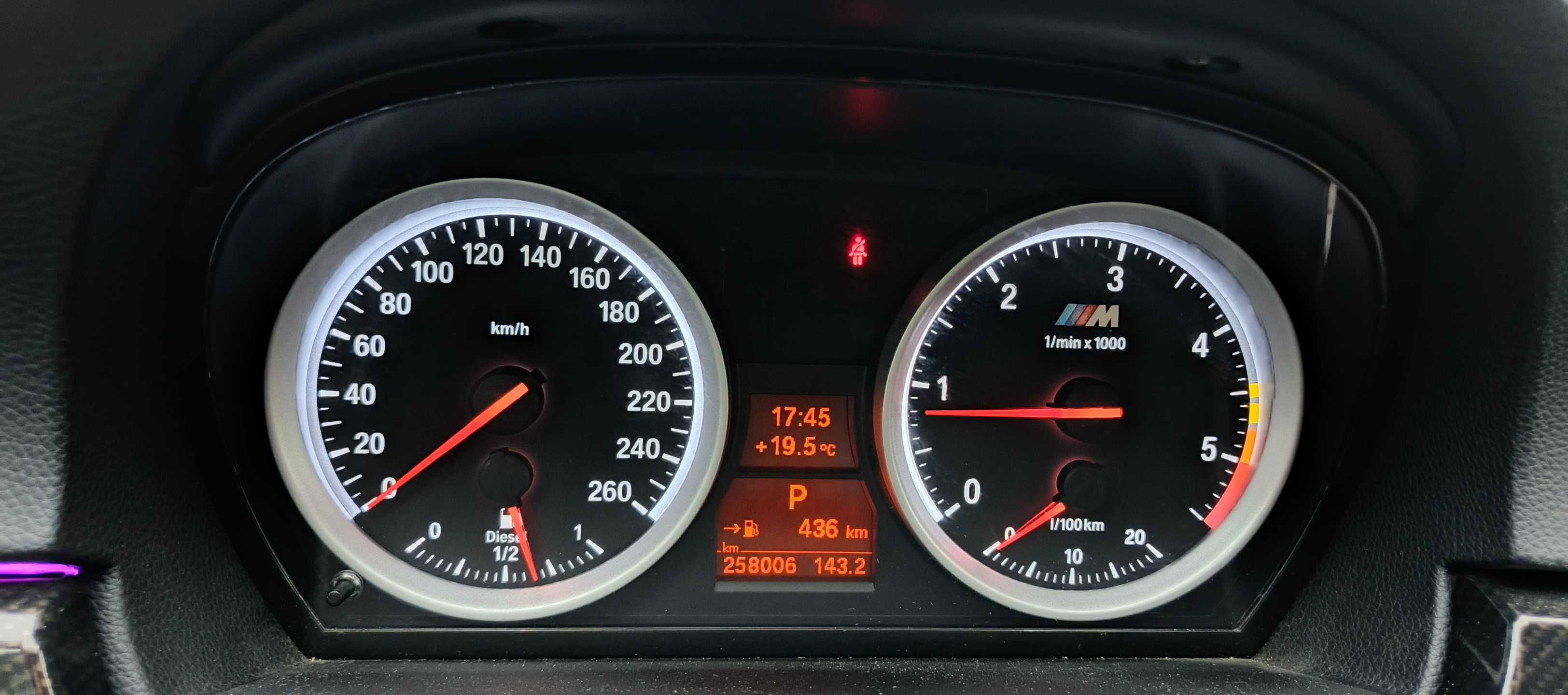 Licznik HIGH BMW E 90 92 60 LED