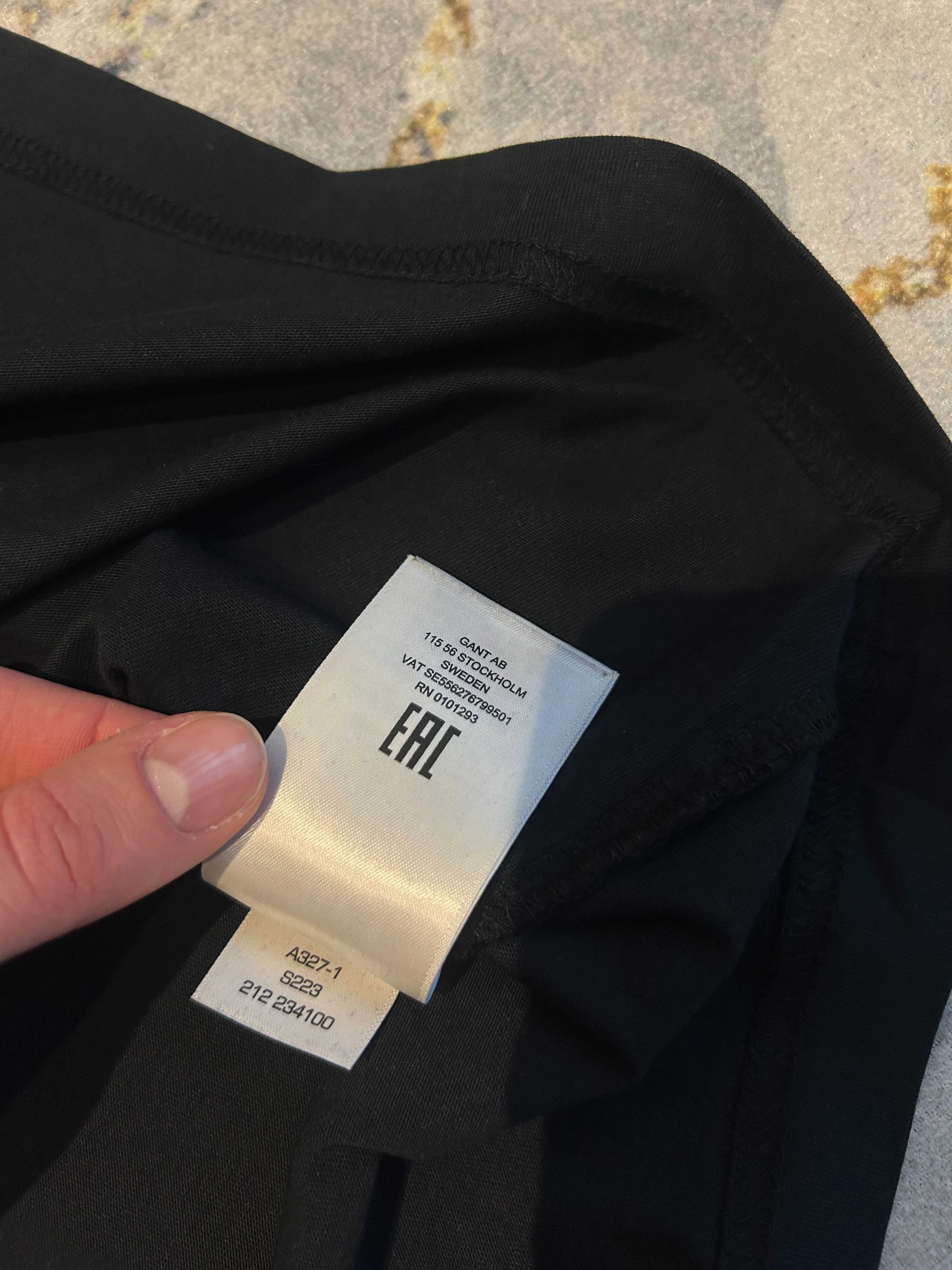 GANT _ Czarna basic koszulka XL