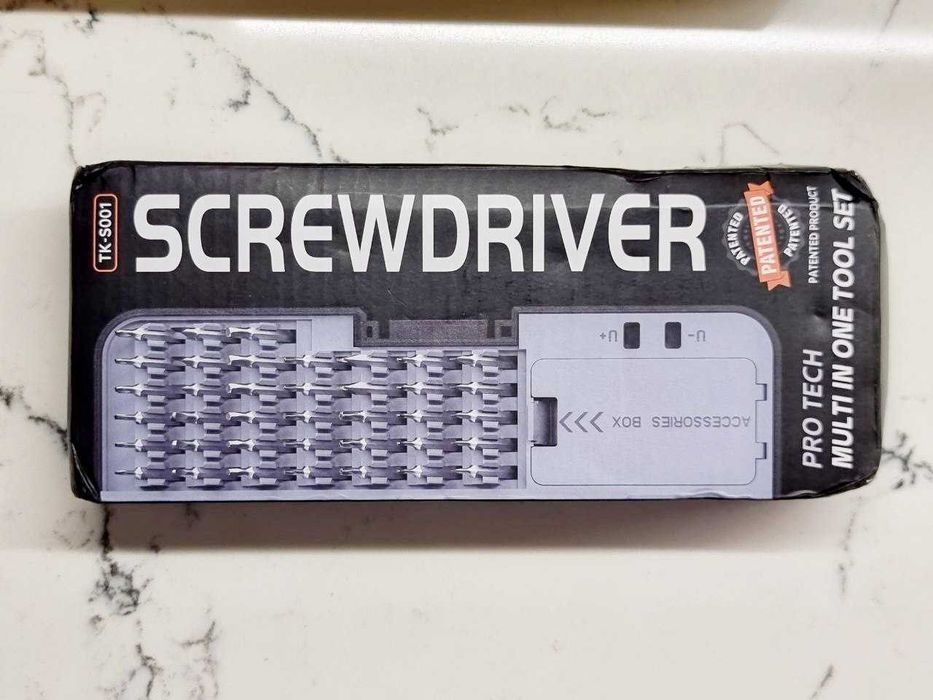 викрутка електрична, акумуляторна, набір змінних біт 38шт