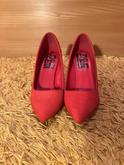 Obcasy czervone, 9,5 cm. Uzywane na sesje zdjeciowa
