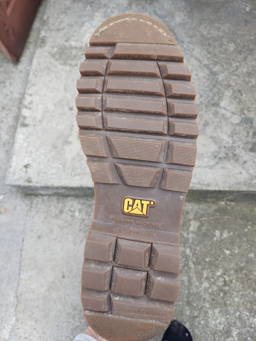 Шкіряні чоловічі черевики бренду CAT