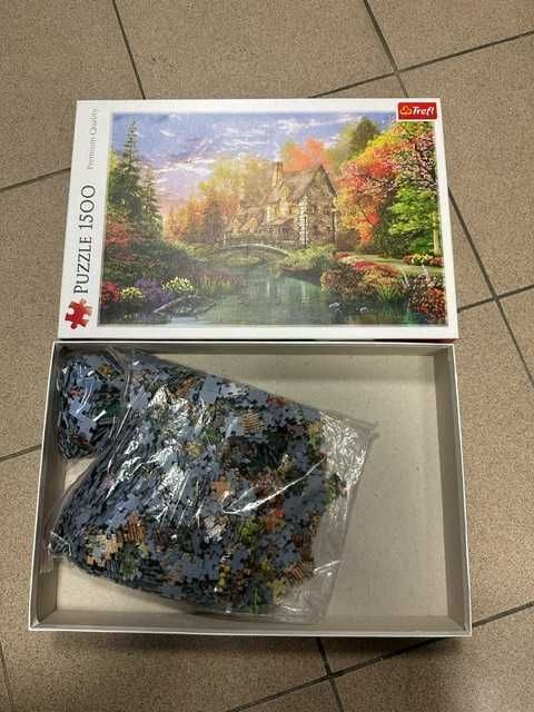 Puzzle 1500 el. Chatka nad jeziorem