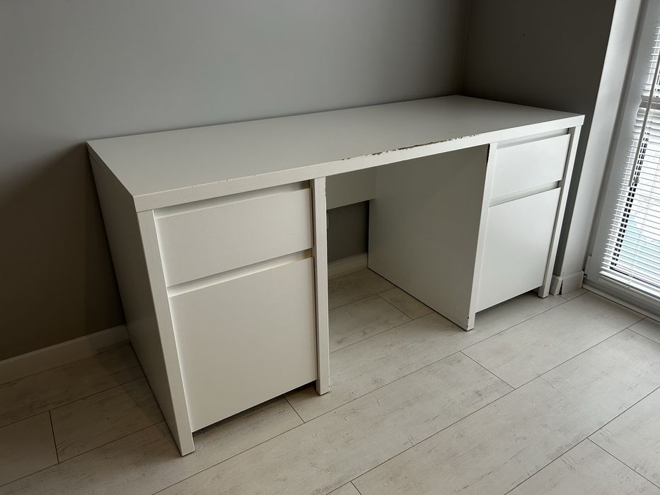 Biurko białe 160x65 cm – pojemne, z szufladami i szafkami