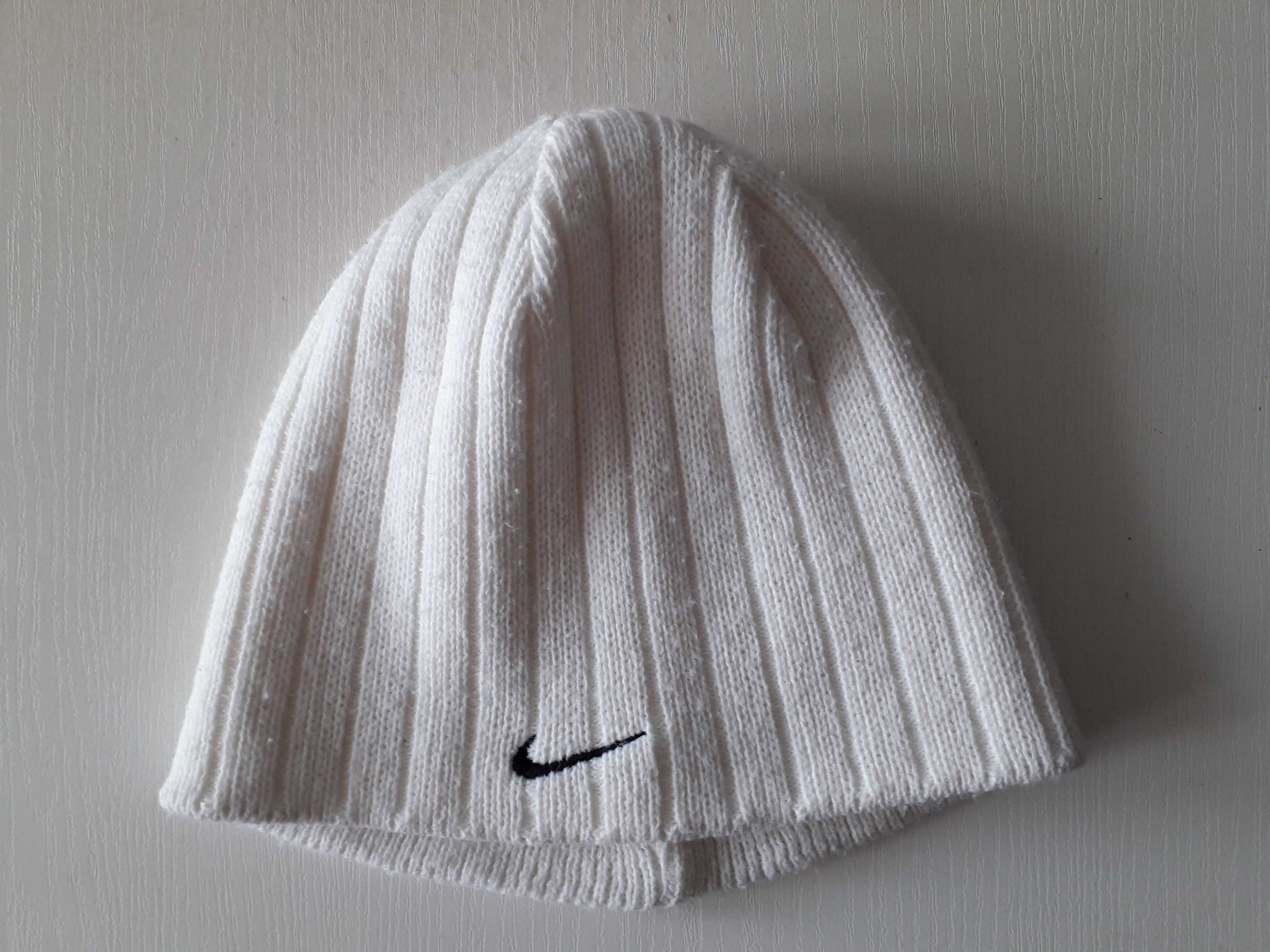 Czapka Nike zimowa