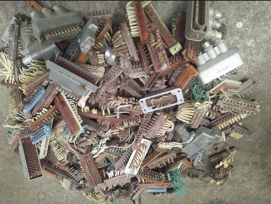 Радиодетали Разъемы Посеребренка