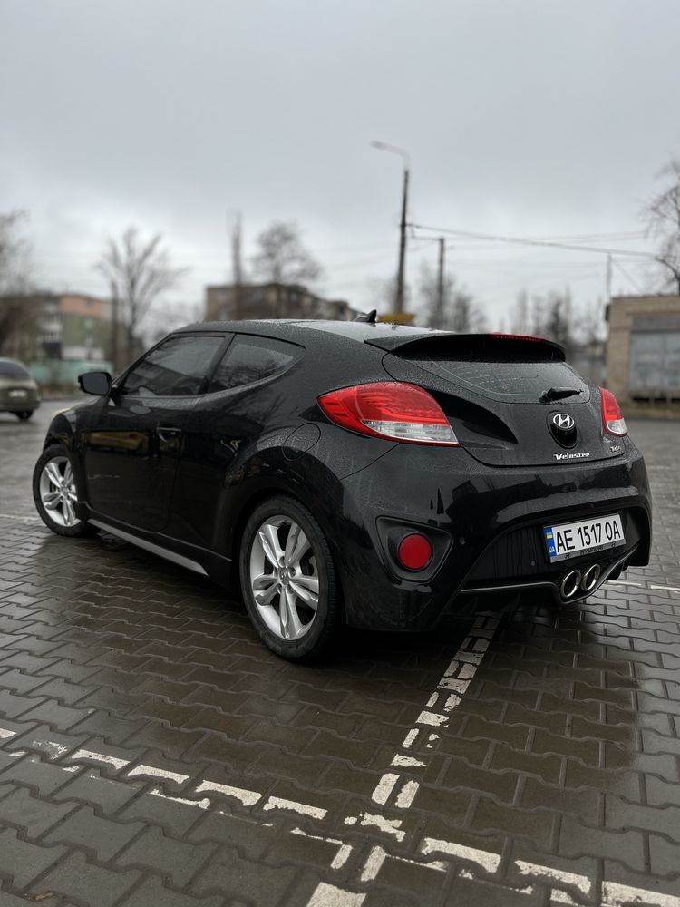 Hyundai Veloster turbo