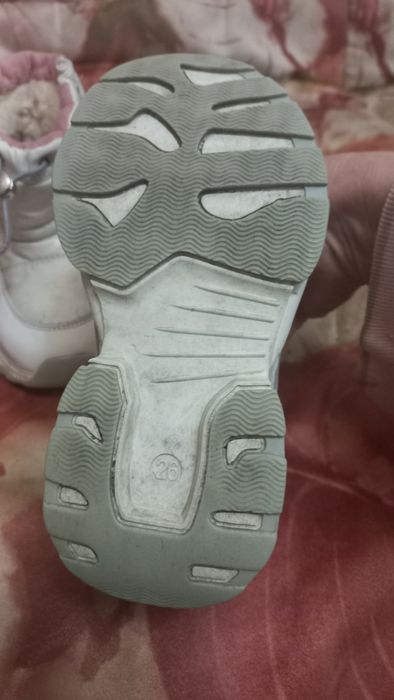 Сапожки, ботинки,дутики,сніготопи  для дівчинки