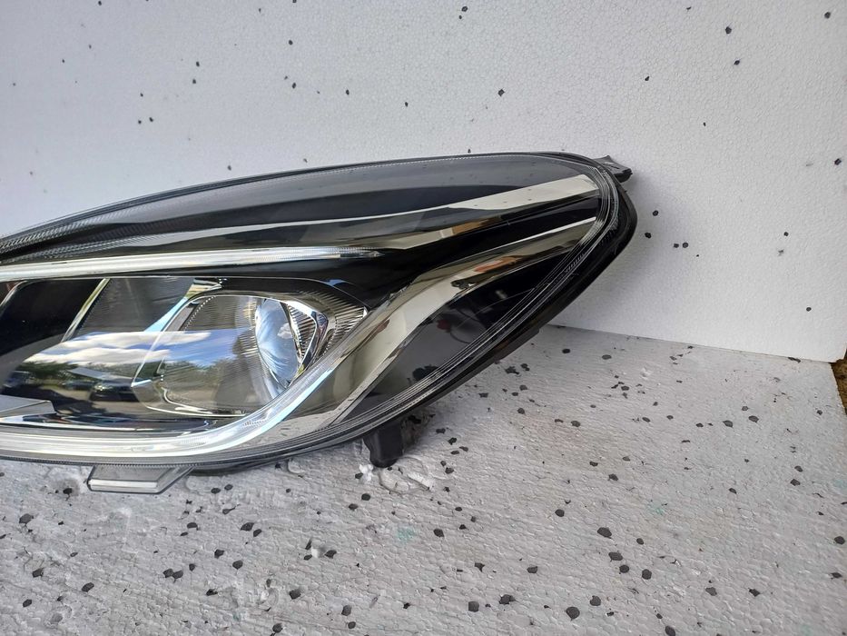 lampa lewa ford fiesta mk8 soczewka led model h1bb-13w030-cd od 2017-