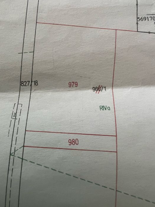 Sprzedam działkę budowlaną 12,11 arów