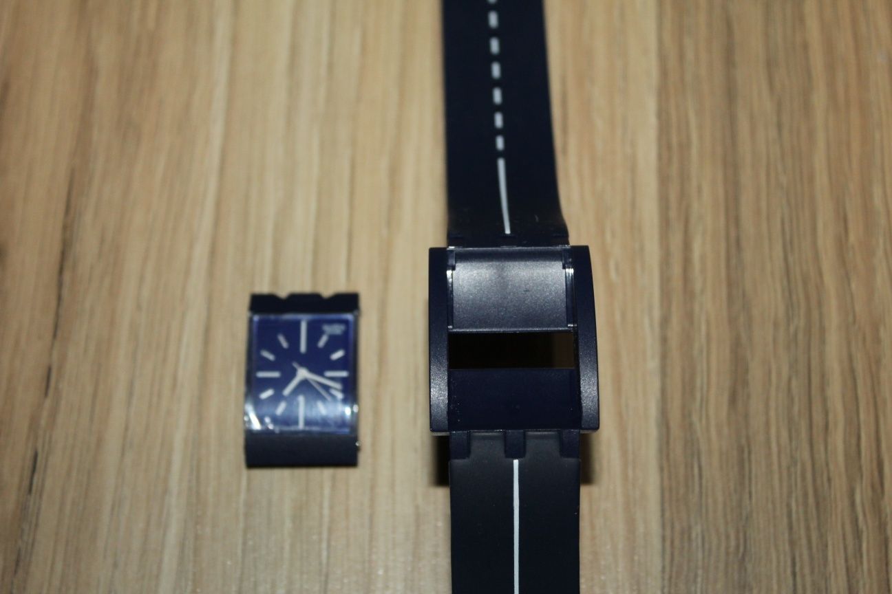 Швейцарський годинник браслет Swatch SUFN102