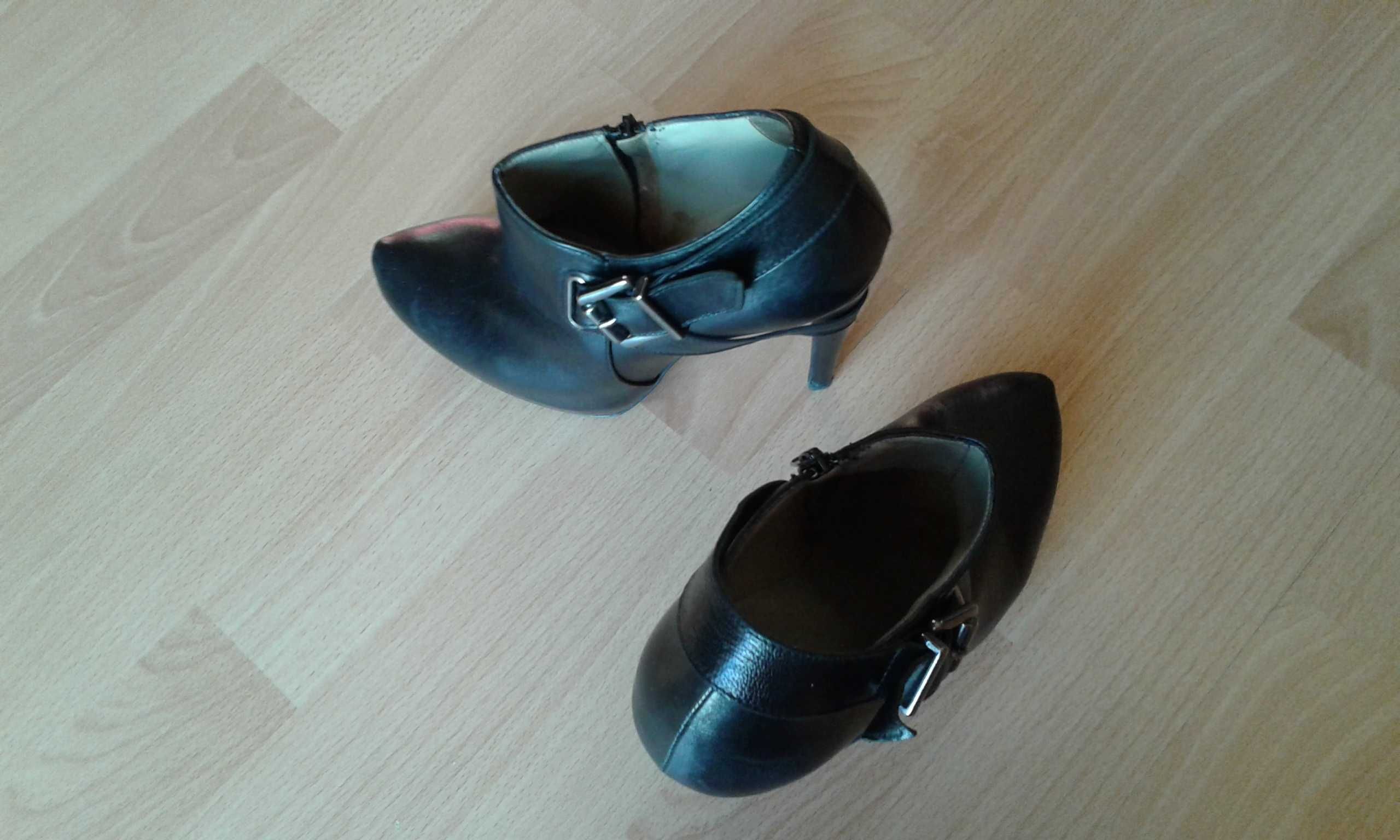 Czarne botki Simple rozm. 37