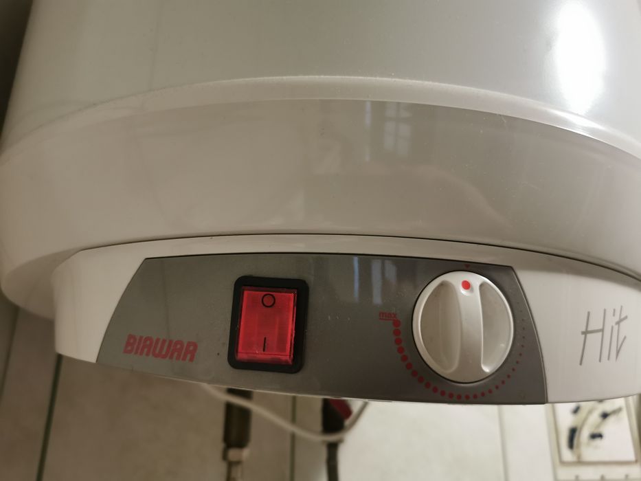 Elektryczny podgrzewacz wody Biwar40l