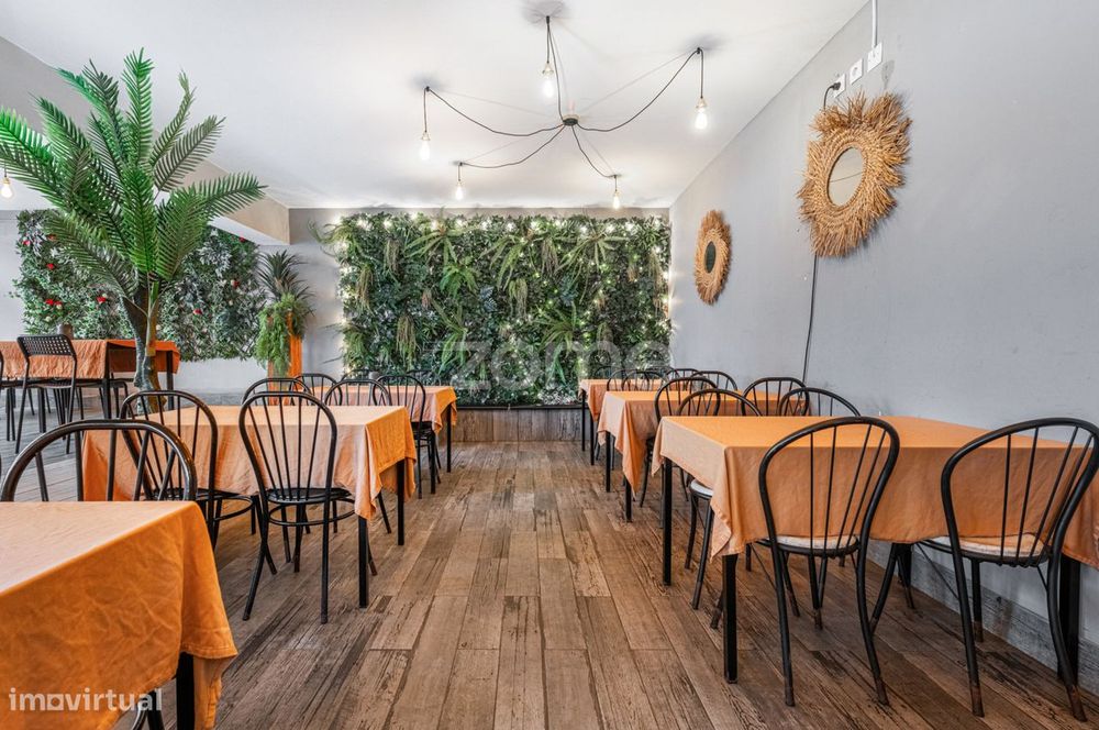 Restaurante/café em São Félix da Marinha, V.N. de Gaia - ARRENDAMEN...