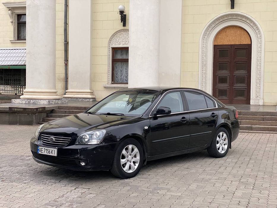 Продам хороший автомобиль KIA