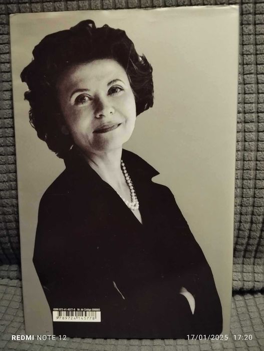 Uma Chuva de Diamantes - Steva Casati Modignani