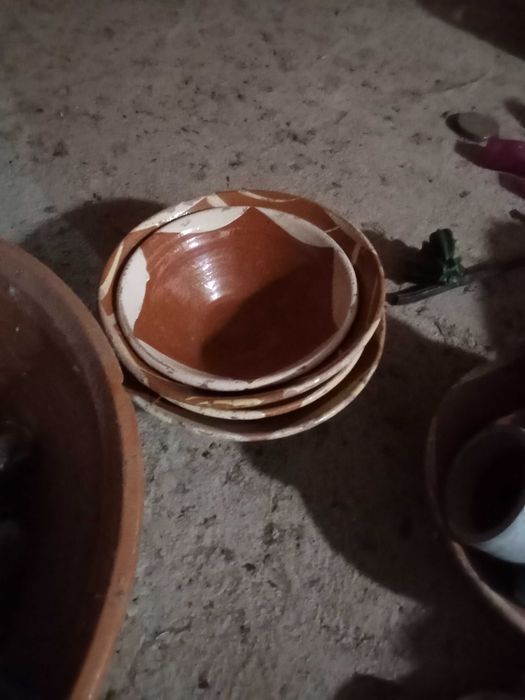 Vendo alguidares em barro de várias medidas