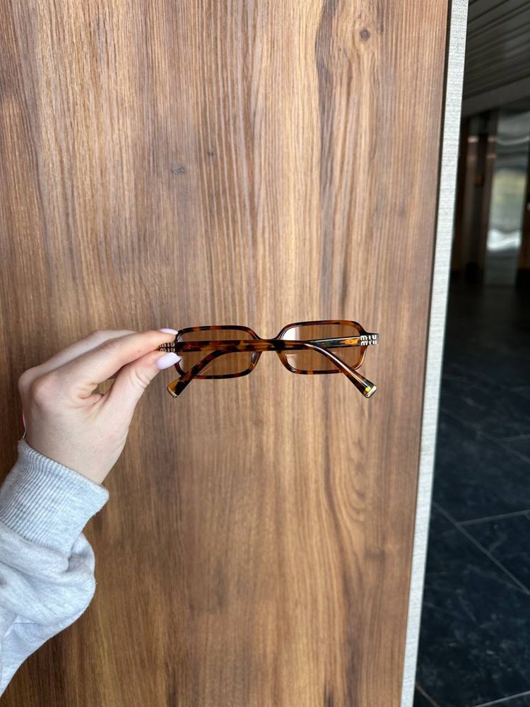 Очки miu miu окуляри сонцезахисні