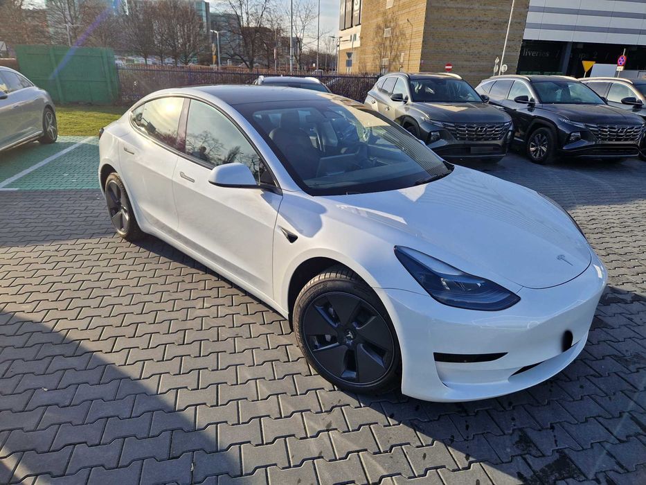 Wynajem Tesla Model 3. Ostrów Wielkopolski/Kalisz. FV 23%.