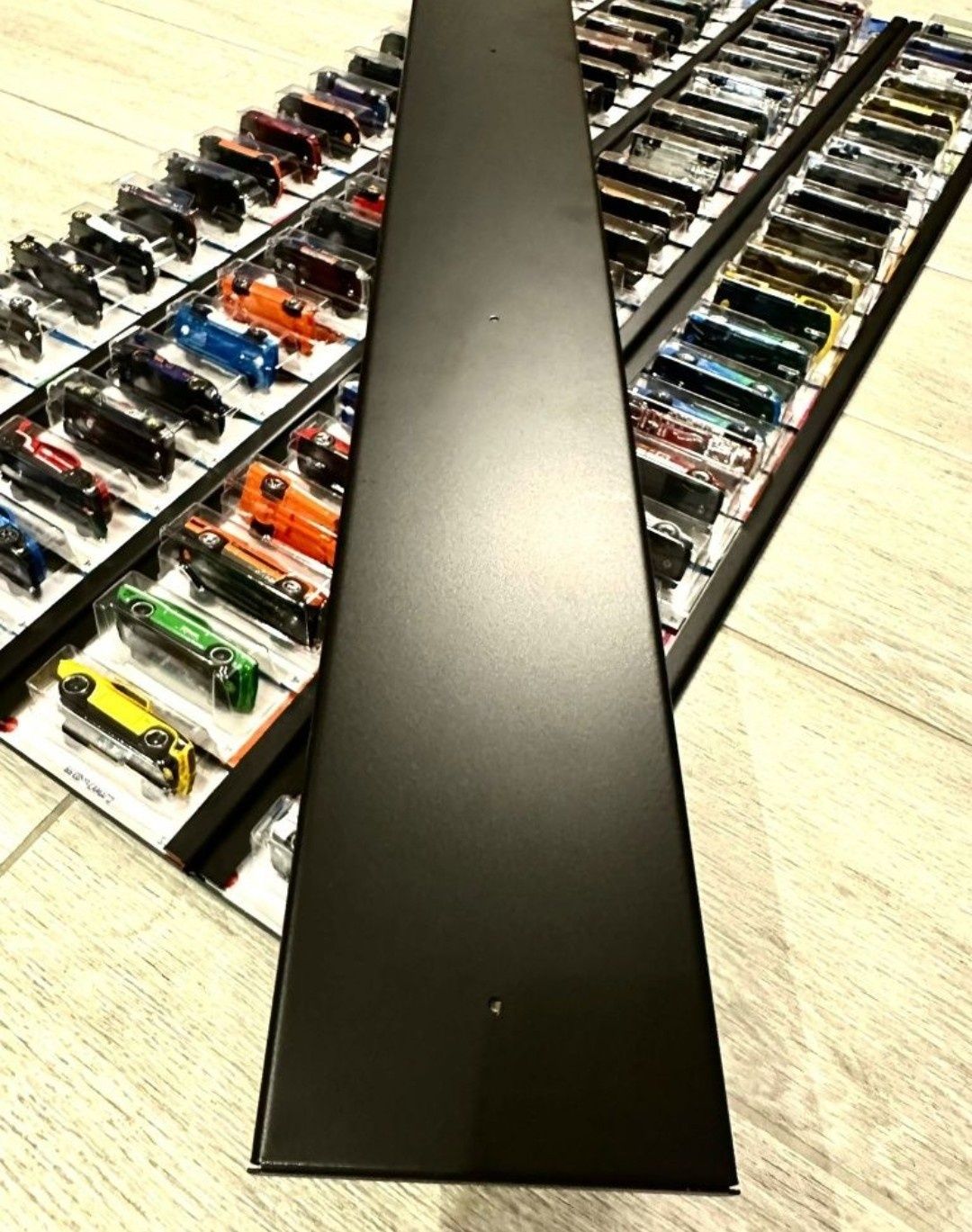 Hot wheels, Ekspozytor, półka, wieszak, stojak, regał