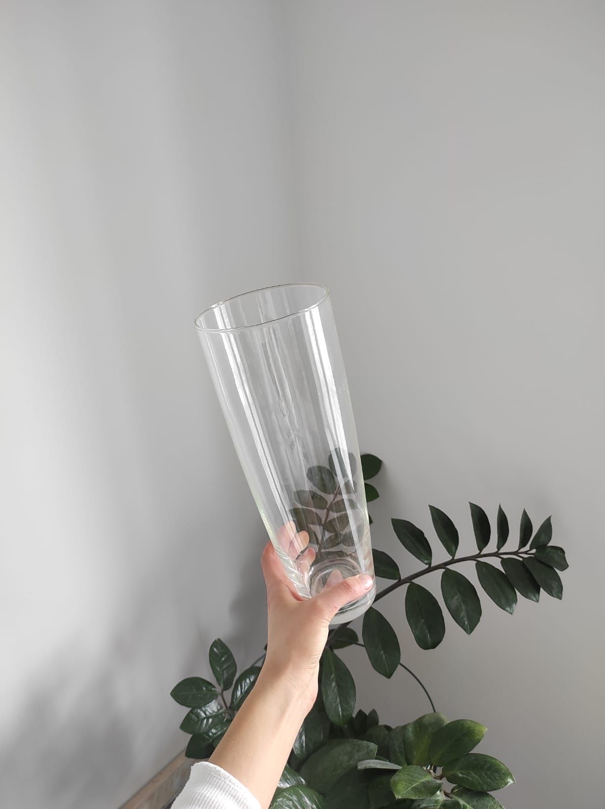 Прозрачная высокая стеклянная цветочная ваза для цветов