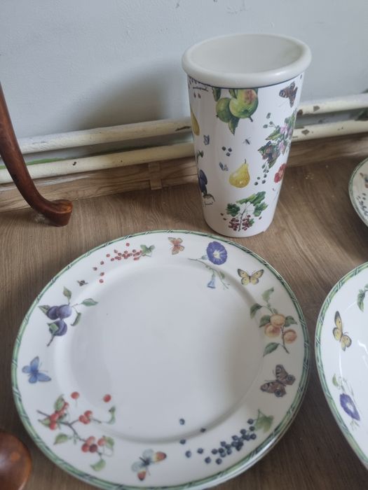 Zastawa stołowa- kawowa z kolekcji "Fruit & Flowers" Janneke Brinkman